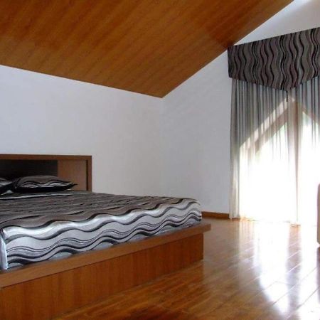 Centrale Guesthouse Джермук Экстерьер фото